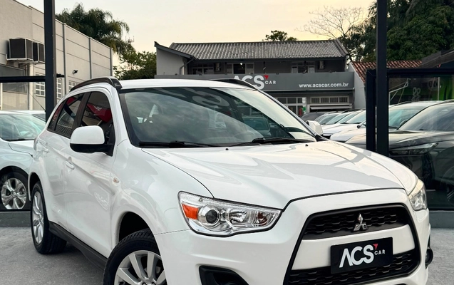 imagem-https://www.socarrao.com.br/sc-vehicle-images-prod/3347856/1787761653604-56d3c2ab21d14b83aed33cbedeaed3c3_1787259983804.jpg