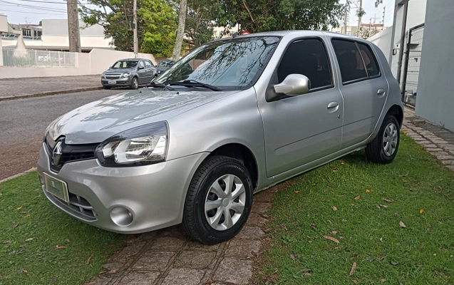imagem-https://www.socarrao.com.br/sc-vehicle-images-prod/3347908/1787259642059-vehicle_image_1787259308_6ffb08636422e0c2aa78802a5f21fd02.jpeg