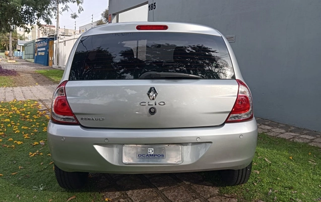 imagem-https://www.socarrao.com.br/sc-vehicle-images-prod/3347908/1787259642067-vehicle_image_1787259379_79df888a488b07f599d35ba89bb8bf67.jpeg