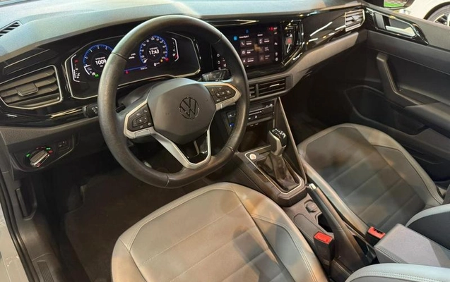 imagem-https://www.socarrao.com.br/sc-vehicle-images-prod/3347947/1788279295138-8399813_12_B_a73effec59.jpeg