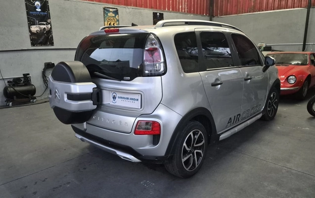 imagem-https://www.socarrao.com.br/sc-vehicle-images-prod/3348033/1787259704703-vehicle_image_1787259543_cc8b7662975b62ea61d096e2c198ce5f.jpeg