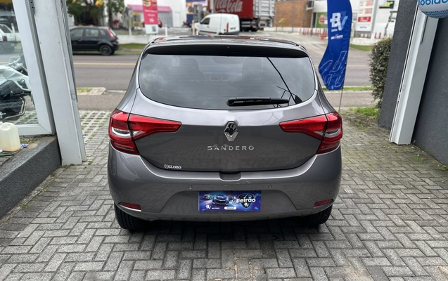 imagem-https://www.socarrao.com.br/sc-vehicle-images-prod/33483/1786634985858-vehicle_image_1767721825_ff93f59dcd2d1224f4c3a9c7f52c025e.jpeg