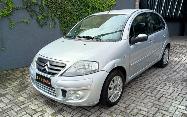 imagem-https://www.socarrao.com.br/sc-vehicle-images-prod/33484/1789738407652-vehicle_image_1765730157_6f0340e3c84a390c3b3dc1a5622b927c.jpeg