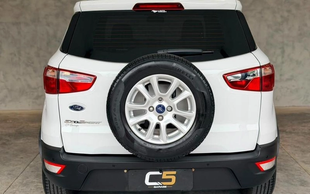 imagem-https://www.socarrao.com.br/sc-vehicle-images-prod/3348900/1789670131423-8382598_15_B_b3bb47298e.jpeg