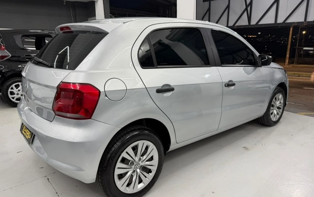 imagem-https://www.socarrao.com.br/sc-vehicle-images-prod/3349000/1787261799775-7_063517.jpg