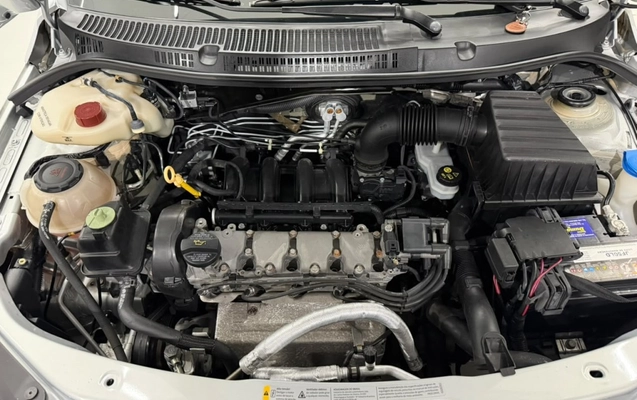imagem-https://www.socarrao.com.br/sc-vehicle-images-prod/3349000/1787261799778-4_063517.jpg