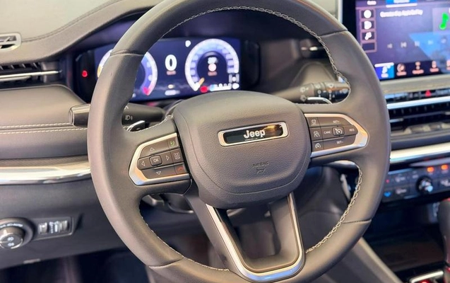 imagem-https://www.socarrao.com.br/sc-vehicle-images-prod/3349019/1789225550099-8401626_5_B_6127308ddd.jpeg