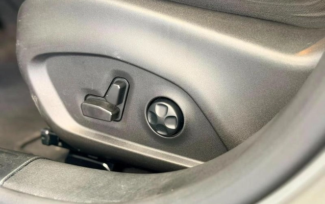 imagem-https://www.socarrao.com.br/sc-vehicle-images-prod/3349019/1789225550101-8401626_3_B_b4d94e4487.jpeg