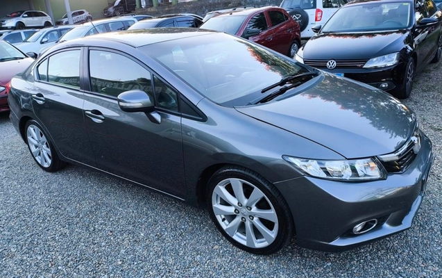 imagem-https://www.socarrao.com.br/sc-vehicle-images-prod/3349043/1787262304332-SU1HXzIwMjYwMzI3XzE3NDYyMiAoQ29weSkgLSBDb3BpYS5qcGc.jpg