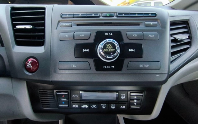 imagem-https://www.socarrao.com.br/sc-vehicle-images-prod/3349043/1787262305174-SU1HXzIwMjYwMzI3XzE3NDgxMiAoQ29weSkuanBn.jpg