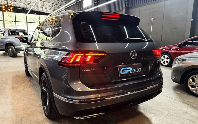 imagem-https://www.socarrao.com.br/sc-vehicle-images-prod/3349555/1787263639253-003_14e36a544c91035791c2f0bd446d7fa2.jpg