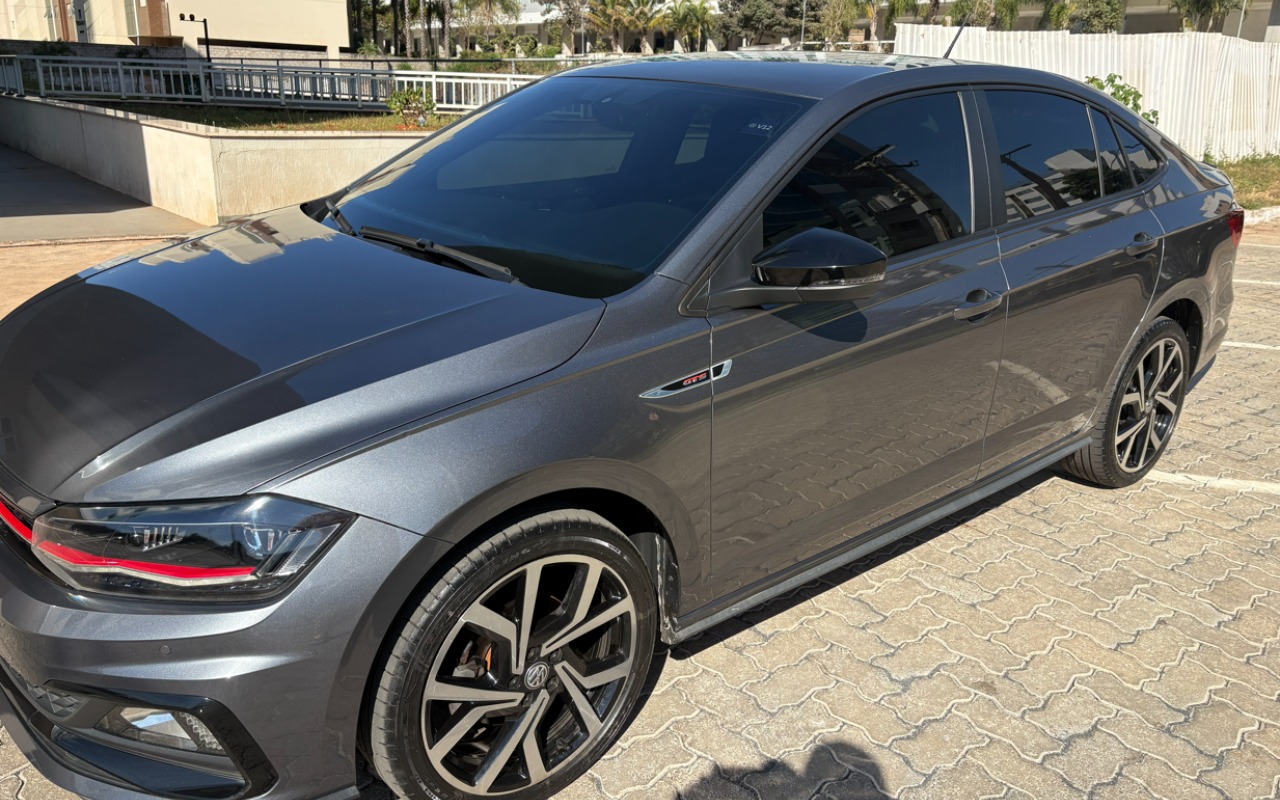 Volkswagen Virtus GTS 1.4 TSI 16V Flex 4p na cor Cinza no Brasília / DF - 3350334