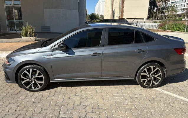 imagem-https://www.socarrao.com.br/sc-vehicle-images-prod/3350334/1787265287325-Mi5wbmc.png