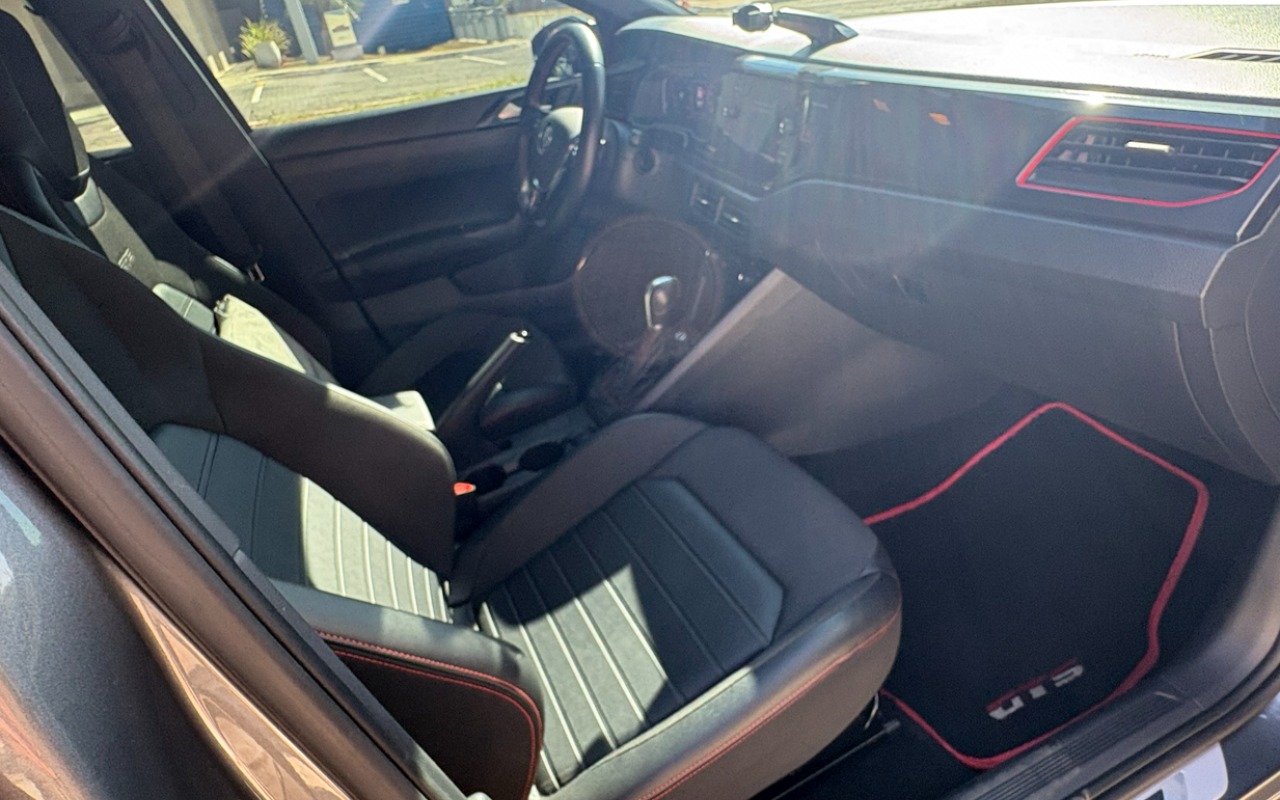 imagem-https://www.socarrao.com.br/sc-vehicle-images-prod/3350334/1787265289980-Ni5wbmc.png
