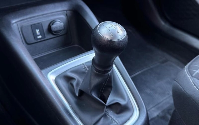 imagem-https://www.socarrao.com.br/sc-vehicle-images-prod/3350346/1787265365611-8295317_12_B_f29923e576.jpeg