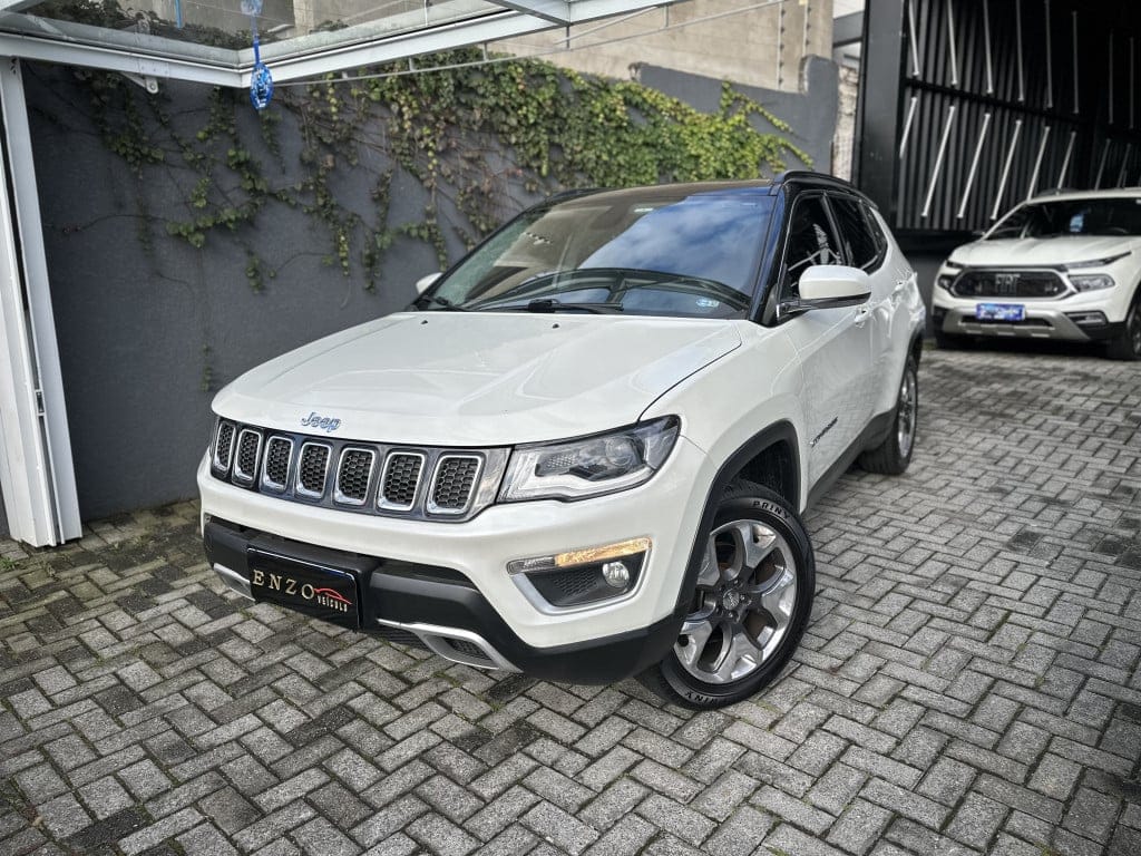 Jeep Compass 2018 Branco — foto 1 de 3