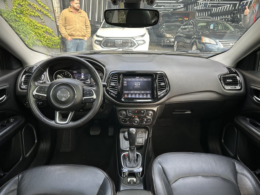 imagem-https://www.socarrao.com.br/sc-vehicle-images-prod/33504/1769988568469-7262852OR_1769952149_83_10.jpg