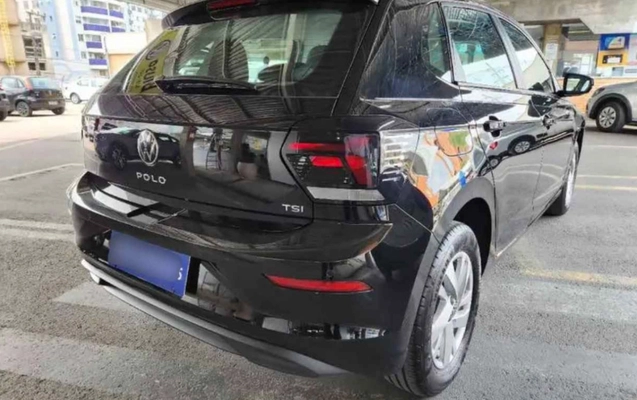 imagem-https://www.socarrao.com.br/sc-vehicle-images-prod/3352427/1787272702283-SU1HXzQwNDQucG5n.png
