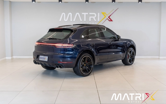 imagem-https://www.socarrao.com.br/sc-vehicle-images-prod/3353161/1787274522297-003_586079-9360bf2aca59dac2fec7b9f43739beef.jpg