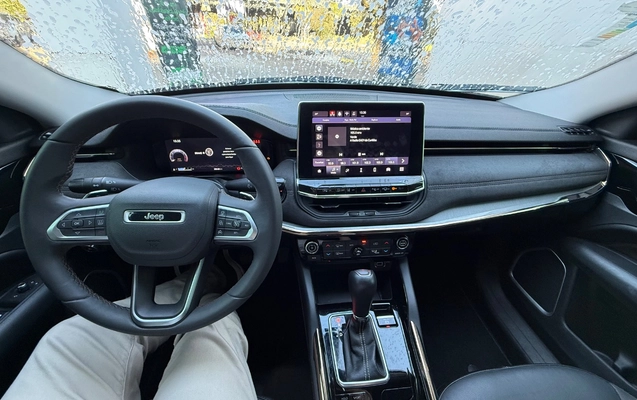 imagem-https://www.socarrao.com.br/sc-vehicle-images-prod/3353219/1787278232857-SU1HXzgwNzUuanBlZw.jpeg