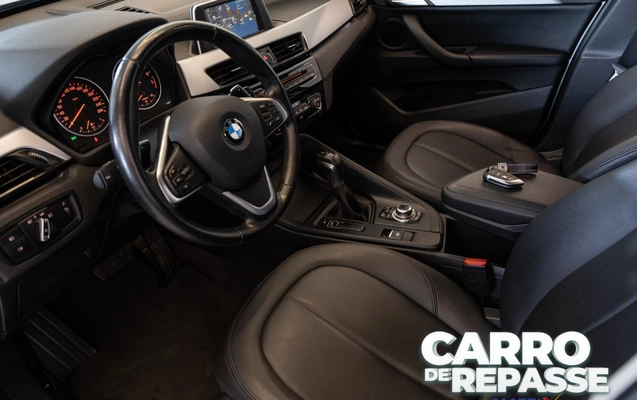 imagem-https://www.socarrao.com.br/sc-vehicle-images-prod/3354046/1787285590765-003_584748-662d42bfd3d74cfd1b88f8be55da57f0.jpg