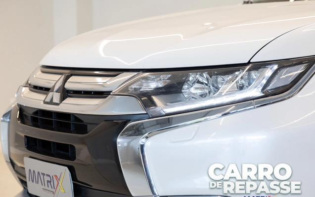 imagem-https://www.socarrao.com.br/sc-vehicle-images-prod/3354316/1787286729358-003_584828-5f5542165993547cb2dc9d52947240a8.jpg