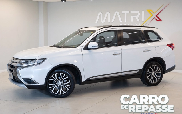imagem-https://www.socarrao.com.br/sc-vehicle-images-prod/3354316/1787286729375-003_584828-24d674efbeb3b14987ea97bb4216cd97.jpg