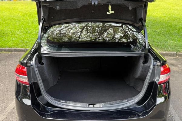 imagem-https://www.socarrao.com.br/sc-vehicle-images-prod/33604/1788275428823-7694311_14_B_24e4065dc0.jpeg