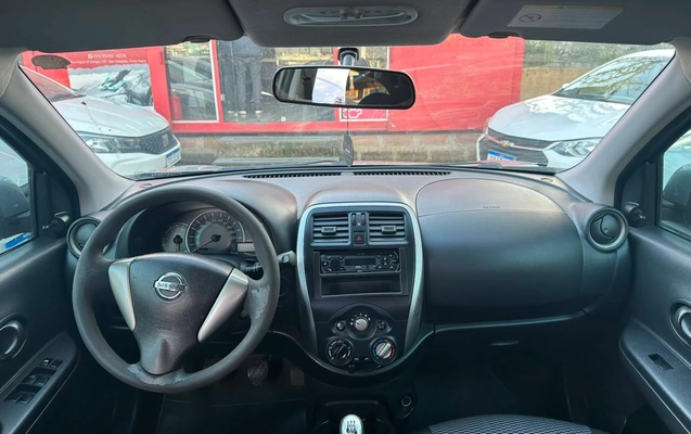 imagem-https://www.socarrao.com.br/sc-vehicle-images-prod/3361709/1787312451040-937b12c6242745a2922a1ee09d598f15_1787312249184.jpg
