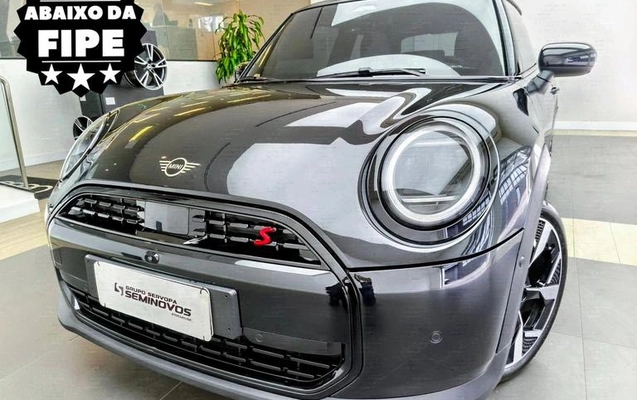 imagem-https://www.socarrao.com.br/sc-vehicle-images-prod/3361957/1787747615303-8400950_15_B_66b5d29a2f.jpeg