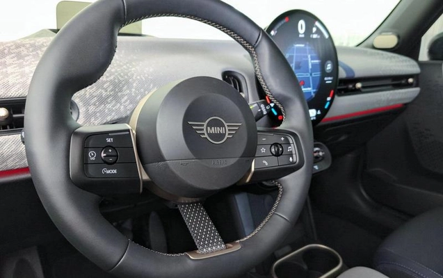 imagem-https://www.socarrao.com.br/sc-vehicle-images-prod/3361957/1787747615314-8400950_2_B_da0e8f9638.jpeg