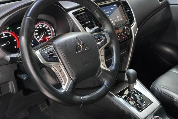 imagem-https://www.socarrao.com.br/sc-vehicle-images-prod/3361959/1787934433945-8399833_9_B_ef267310aa.jpeg