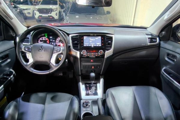 imagem-https://www.socarrao.com.br/sc-vehicle-images-prod/3361959/1787934433947-8399833_10_B_546c21b78f.jpeg