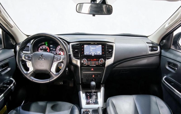 imagem-https://www.socarrao.com.br/sc-vehicle-images-prod/3361959/1792416970411-8399833_7_B_c3a43bdf54.jpeg