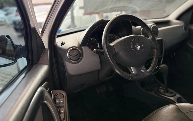 imagem-https://www.socarrao.com.br/sc-vehicle-images-prod/3362296/1789151331894-8401970_6_B_40b9ec0953.jpeg