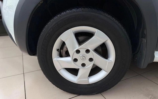 imagem-https://www.socarrao.com.br/sc-vehicle-images-prod/3362296/1789151331921-8401970_15_B_d60e8f24f8.jpeg