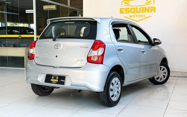 imagem-https://www.socarrao.com.br/sc-vehicle-images-prod/3362333/1787314372221-29e8e67d963c4a73b298df15ca1291a0_1787314326346.jpg