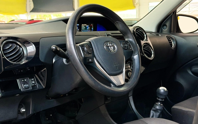 imagem-https://www.socarrao.com.br/sc-vehicle-images-prod/3362333/1787314372223-e9d1633e388f49bcac2f13056e9bfb03_1787314329677.jpg