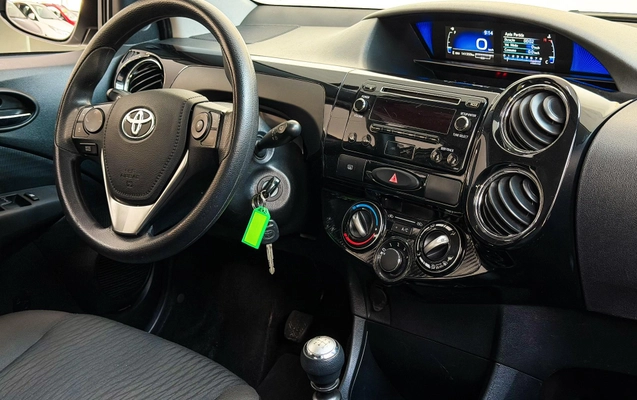 imagem-https://www.socarrao.com.br/sc-vehicle-images-prod/3362333/1787314372225-d3d8ff16051744d0b1a91b7bf893162b_1787314333302.jpg