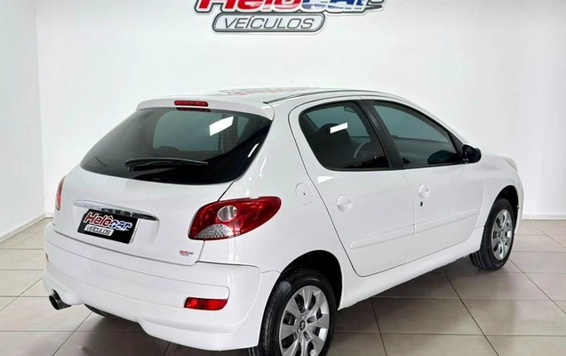 imagem-https://www.socarrao.com.br/sc-vehicle-images-prod/3362564/1788360618392-8368548_3_B_c88ac4e126.jpeg