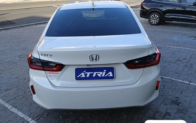 imagem-https://www.socarrao.com.br/sc-vehicle-images-prod/3362605/1789044580043-808b081f-fea7-42d5-841f-db541d01e6d7.jpg