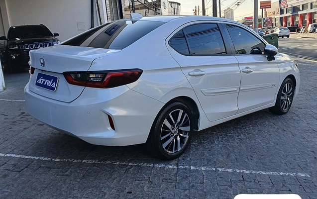 imagem-https://www.socarrao.com.br/sc-vehicle-images-prod/3362605/1789044580044-48abe138-2ec0-4706-93c8-0e4be29c0cc6.jpg