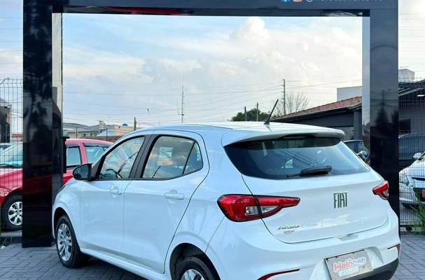 imagem-https://www.socarrao.com.br/sc-vehicle-images-prod/3362660/1788360628993-8295715_2_B_4be765b90a.jpeg