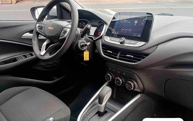 imagem-https://www.socarrao.com.br/sc-vehicle-images-prod/3362702/1789561372512-305fa75b-b3f2-4e81-8de4-9426c65b3c8f.jpg