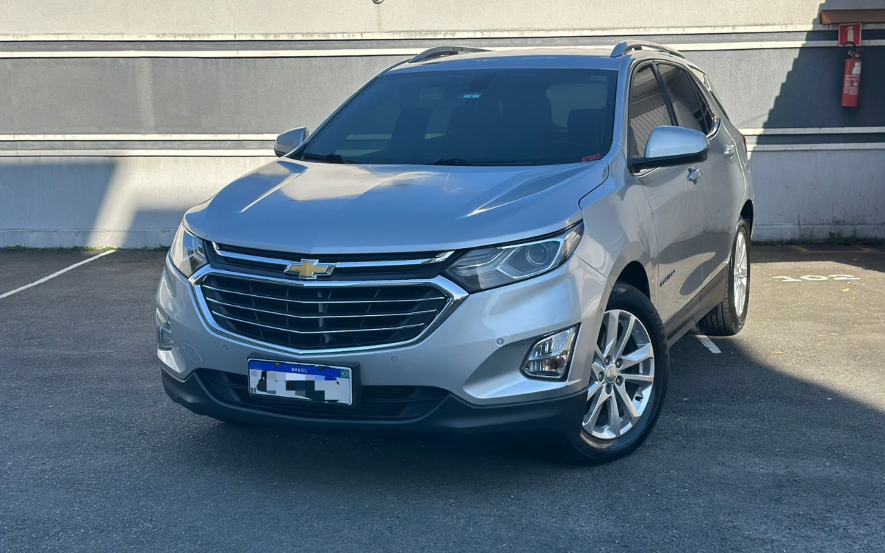 Chevrolet Equinox 2018 Prata — foto 1 de 3