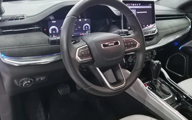 imagem-https://www.socarrao.com.br/sc-vehicle-images-prod/3362742/1787838418009-8390763_7_B_01d9151fd7.jpeg