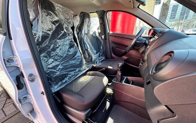 imagem-https://www.socarrao.com.br/sc-vehicle-images-prod/3362879/1787688437129-8402053_0_B_f75c159857.jpeg
