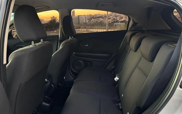 imagem-https://www.socarrao.com.br/sc-vehicle-images-prod/3363130/1789647928940-072a724f8d0944ada0fce4cd1ed18c48_1787313621816.jpg