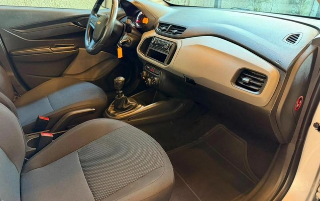 imagem-https://www.socarrao.com.br/sc-vehicle-images-prod/3363686/1790100236191-8362613_7_B_36a356ab5b.jpeg