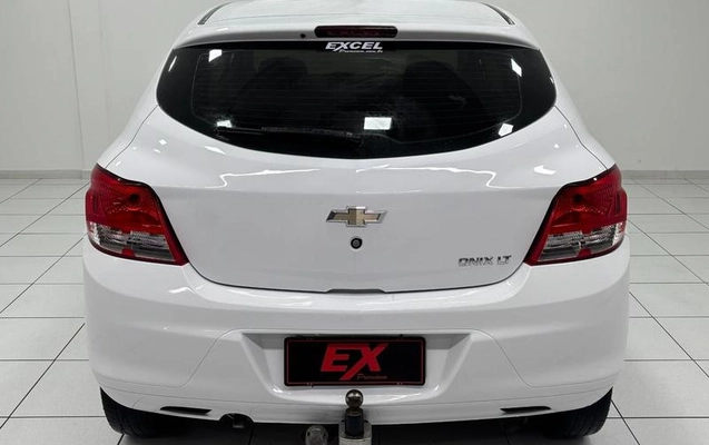 imagem-https://www.socarrao.com.br/sc-vehicle-images-prod/3363953/1789137264983-8402145_2_B_20fc528a41.jpeg